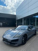 Porsche Taycan Turbo Sport Turismo Turbo NP 246.000 € - Porsche Taycan in Magdeburg