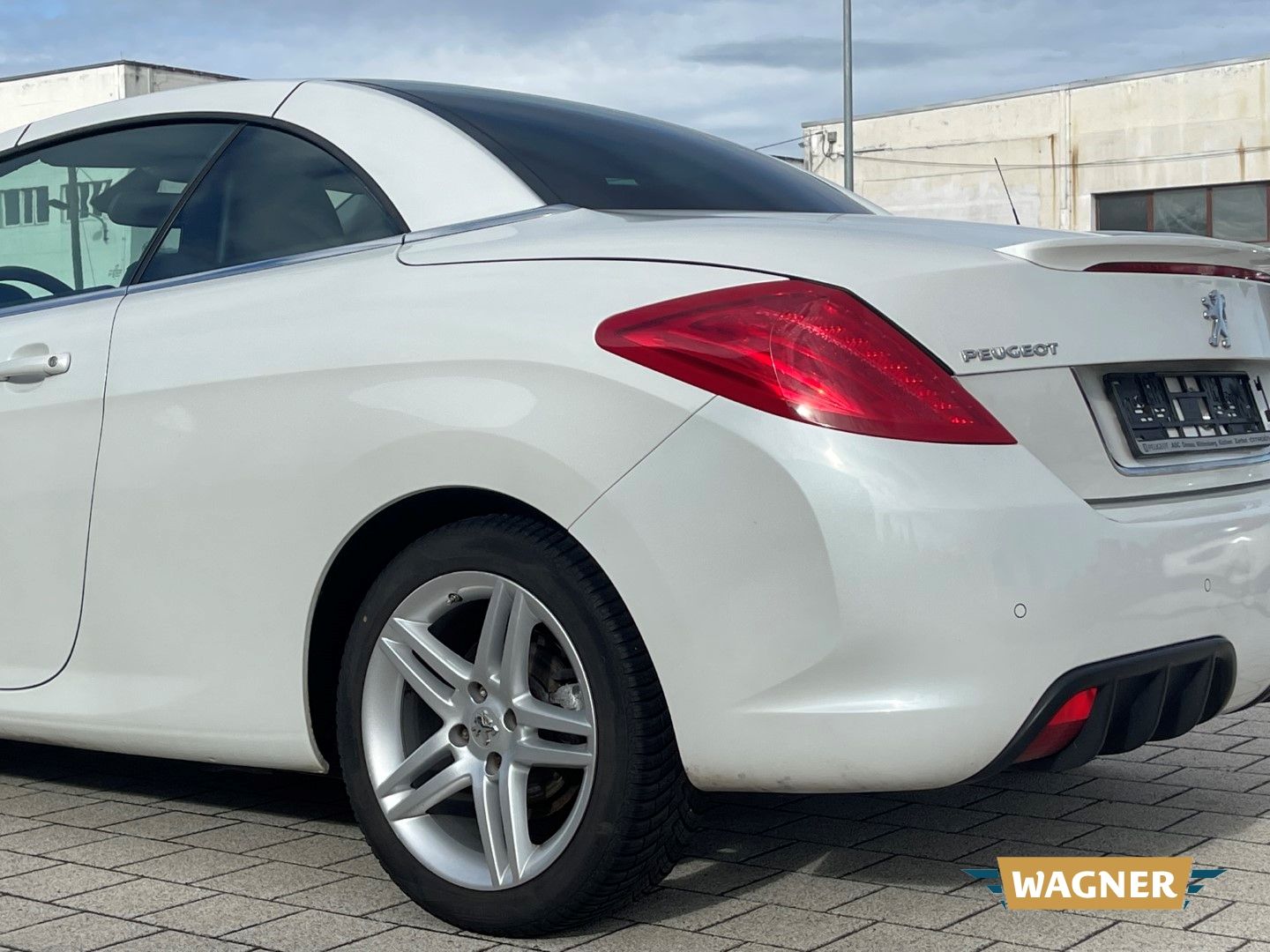 Fahrzeugabbildung Peugeot 308 CC Cabrio-Coupe Premium Klimaautomatik