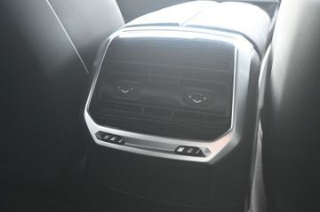 Fahrzeugabbildung BMW 740d xDrive *B&W*MASS*LUFT*360°*M-PKT PRO*21"*