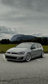 Volkswagen Golf 7 GTI Performance DSG - Volkswagen Golf: Performance 7 GTI