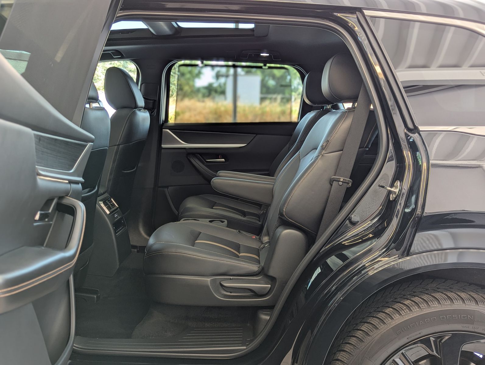 Fahrzeugabbildung Mazda CX-80 3.3L E-SKYACTIV D 254 HOMURA+ 6-Sitze Pano