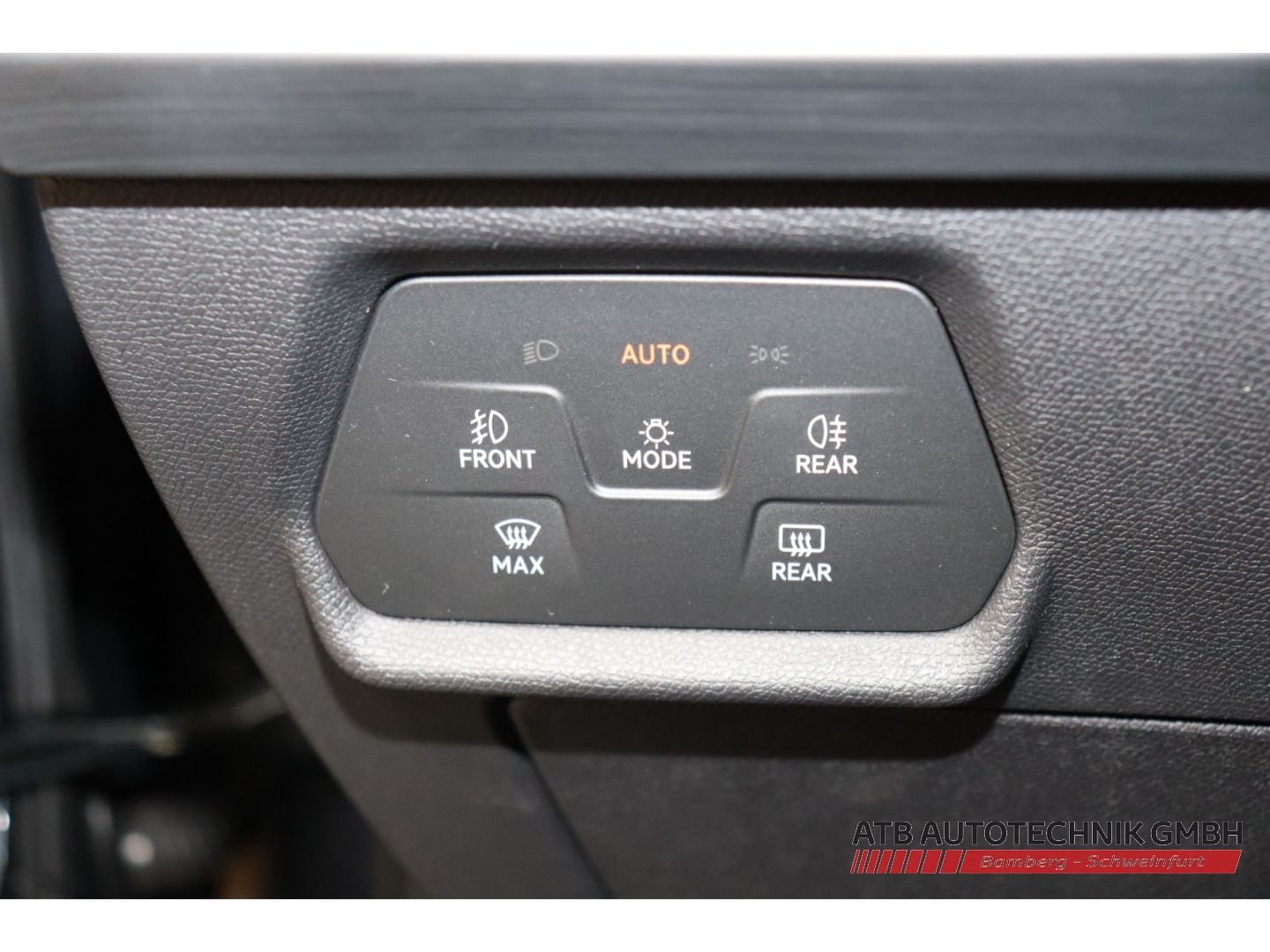 Fahrzeugabbildung CUPRA Formentor 2.0 T-DI 4Drive DSG Navi digitales Coc