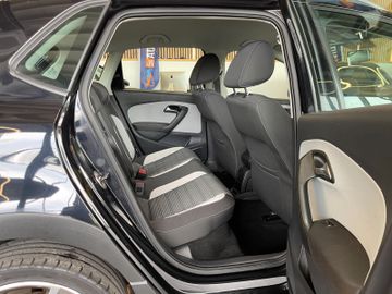 Volkswagen Polo V CrossPolo 1.4*SPORTSITZE*KLIMA*TÜV*2.HAND