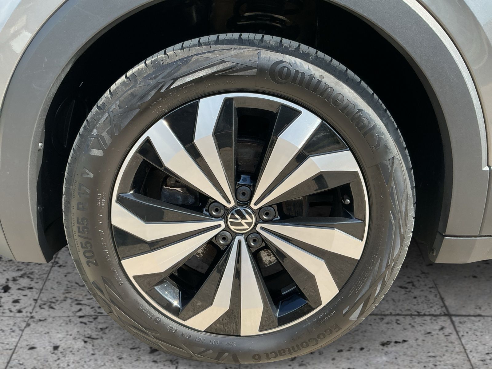 Volkswagen T-Cross - Bild 8