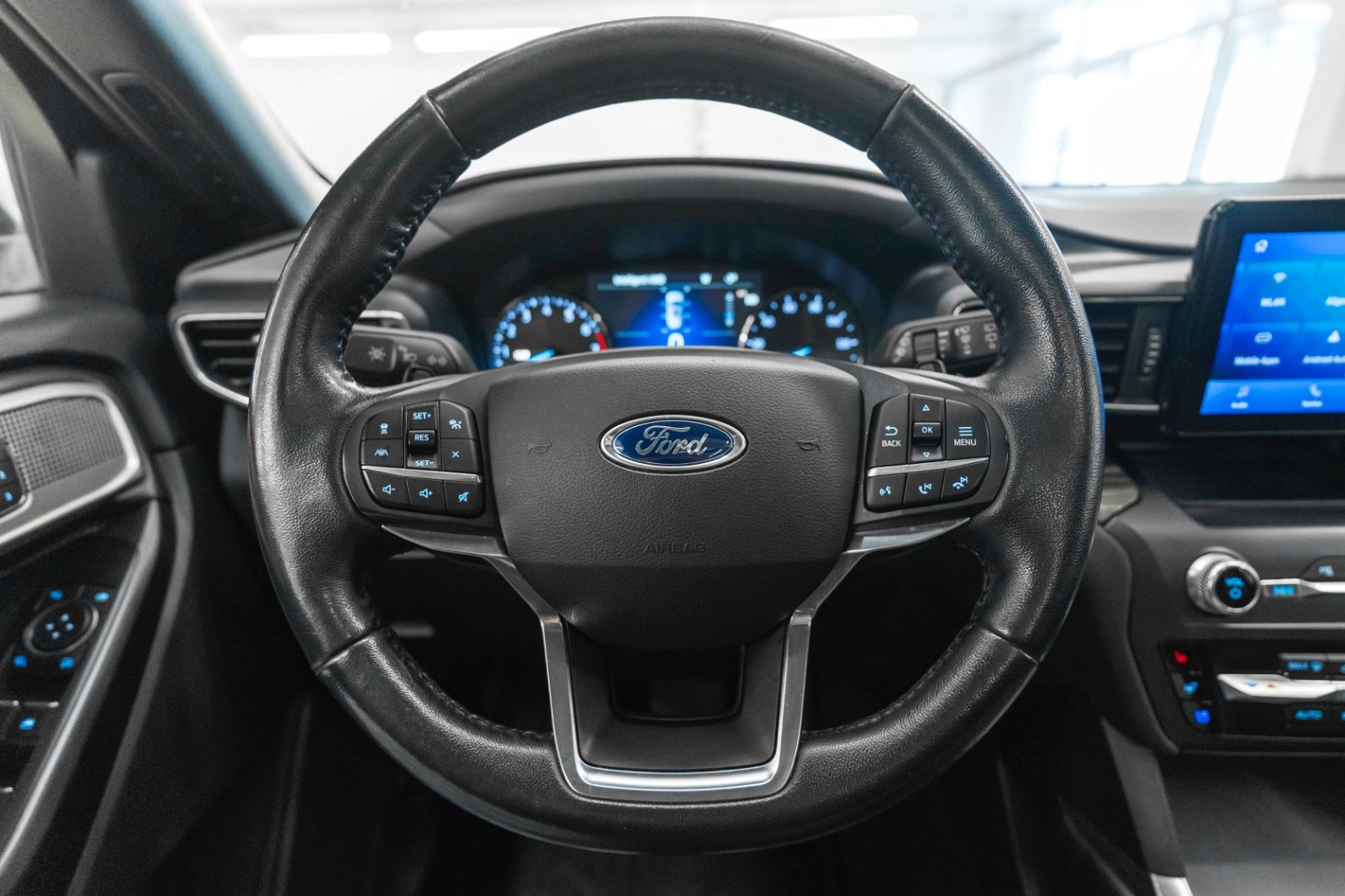 Fahrzeugabbildung Ford Explorer Hybrid Limited 3,3L ACC 360° LED B&O