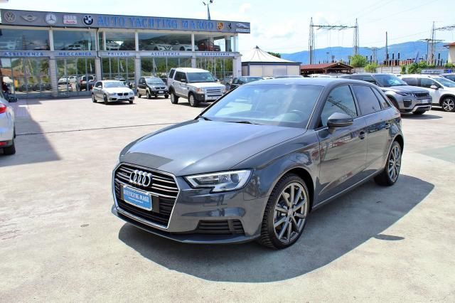 Audi A3 Sportback 40 2.0 tdi Admired quattro 184