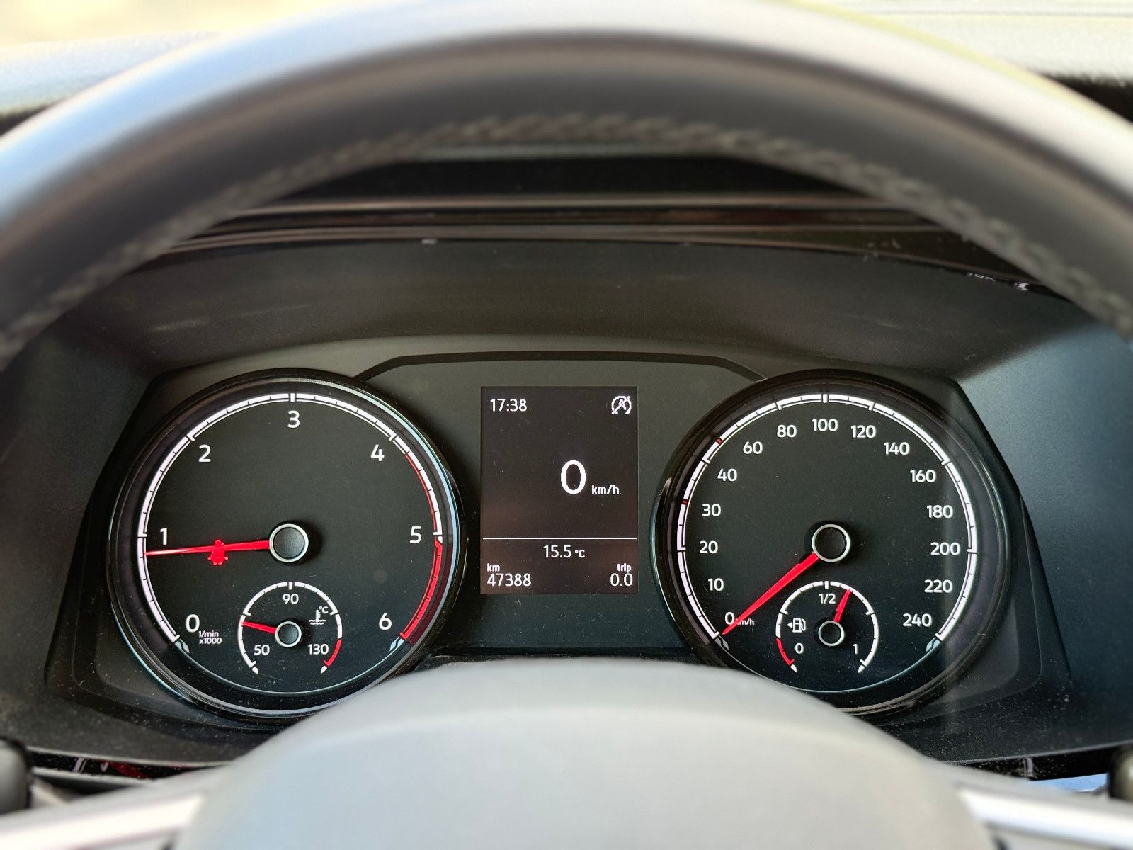 Volkswagen T6.1 Multivan 2.0TDI KLIMA StHz.CARPLAY DREHSITZ foto 10