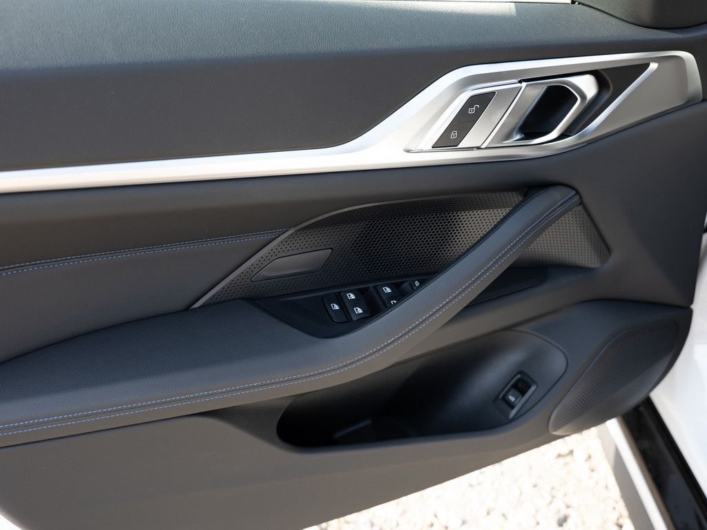 BMW i4 - Bild 25