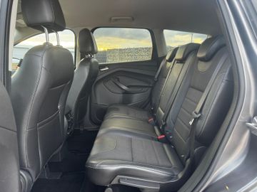 Ford Kuga - 11