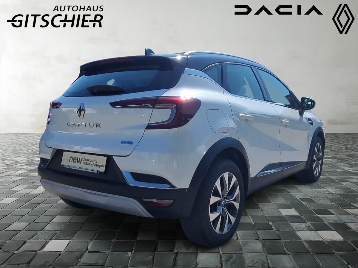 Fahrzeugabbildung Renault Captur INTENS E-TECH Plug-In 160