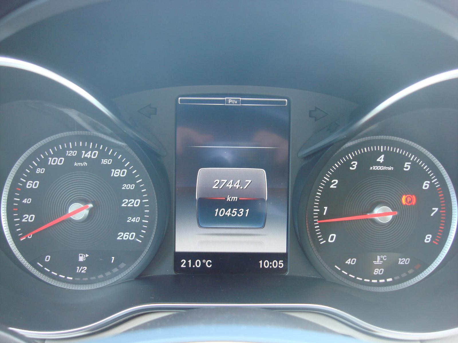 Mercedes-Benz C 180 CGI Lim. Exclusive*Comand*LED*PDC*SHZ*TÜV*
