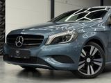 Mercedes-Benz A 200 AUTOMATIK*59 TKM*NIGHT*LEDER*NAVI*TÜV NEU - Mercedes-Benz A 200: Limousine