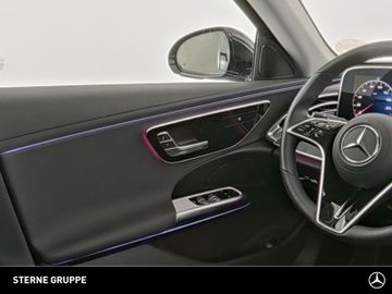 Mercedes E 200 - 5