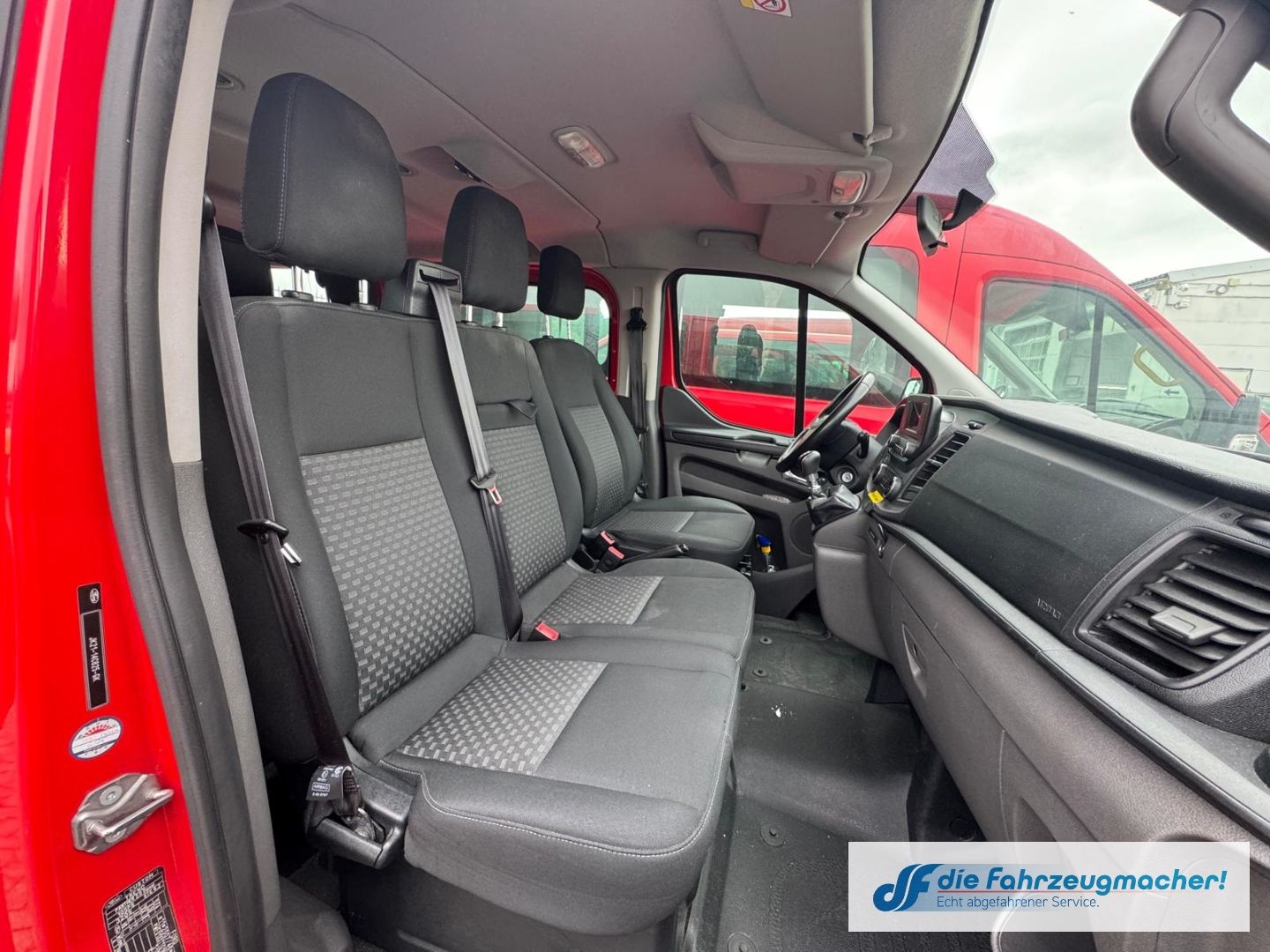Fahrzeugabbildung Ford Transit Custom Trend *TURBOSCHADEN *2607
