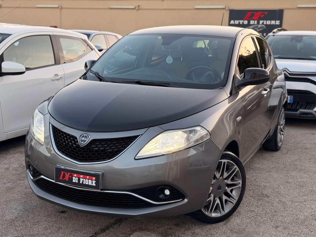 Image of Lancia Ypsilon