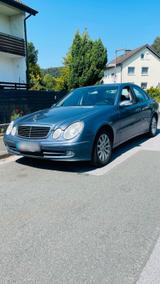 Mercedes-Benz Mercedes Benz e270 - gebrauchte Mercedes-Benz E 270 aus dem Jahr 2003