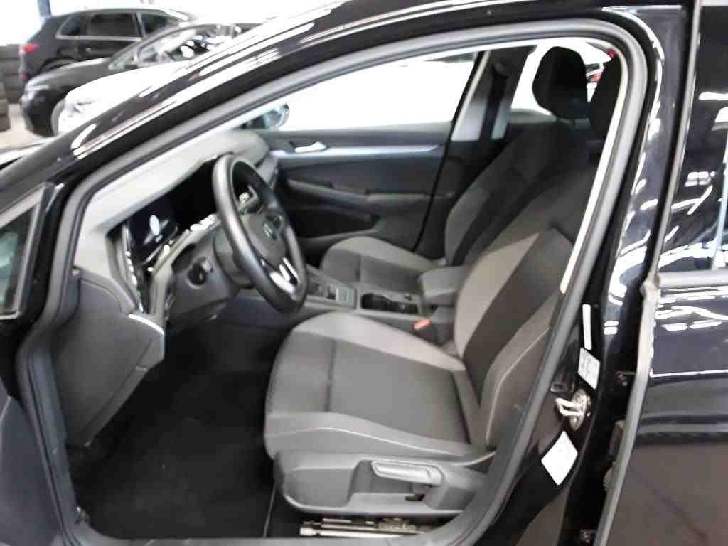 Volkswagen Golf - Bild 8