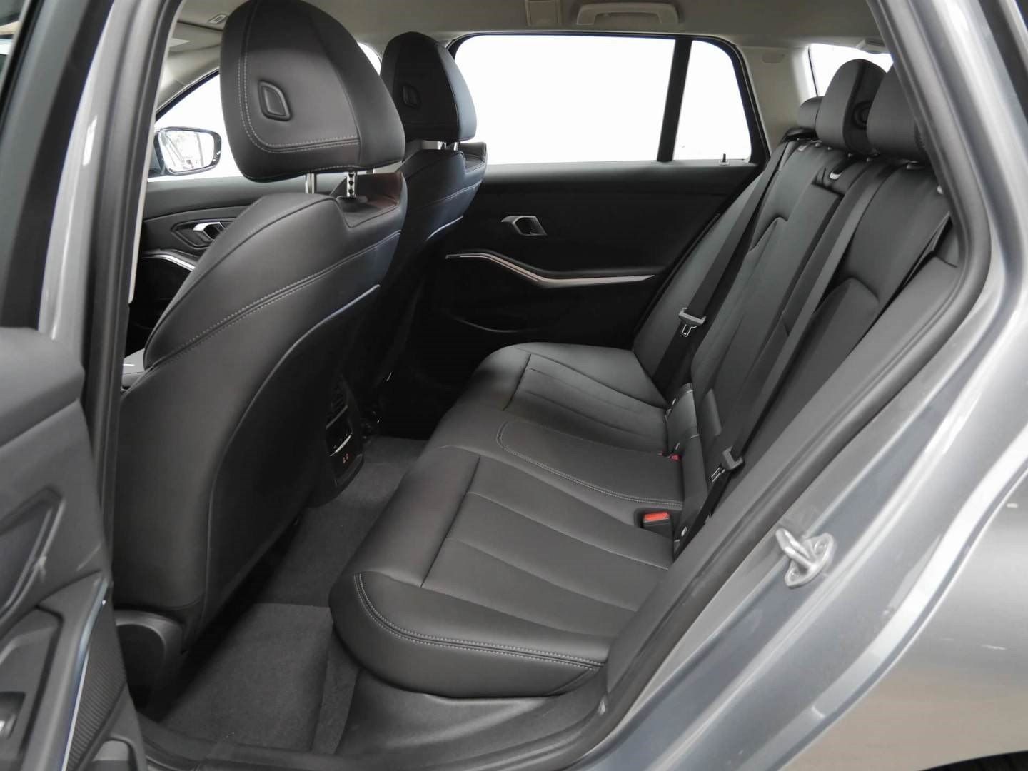 BMW 318 - Bild 6