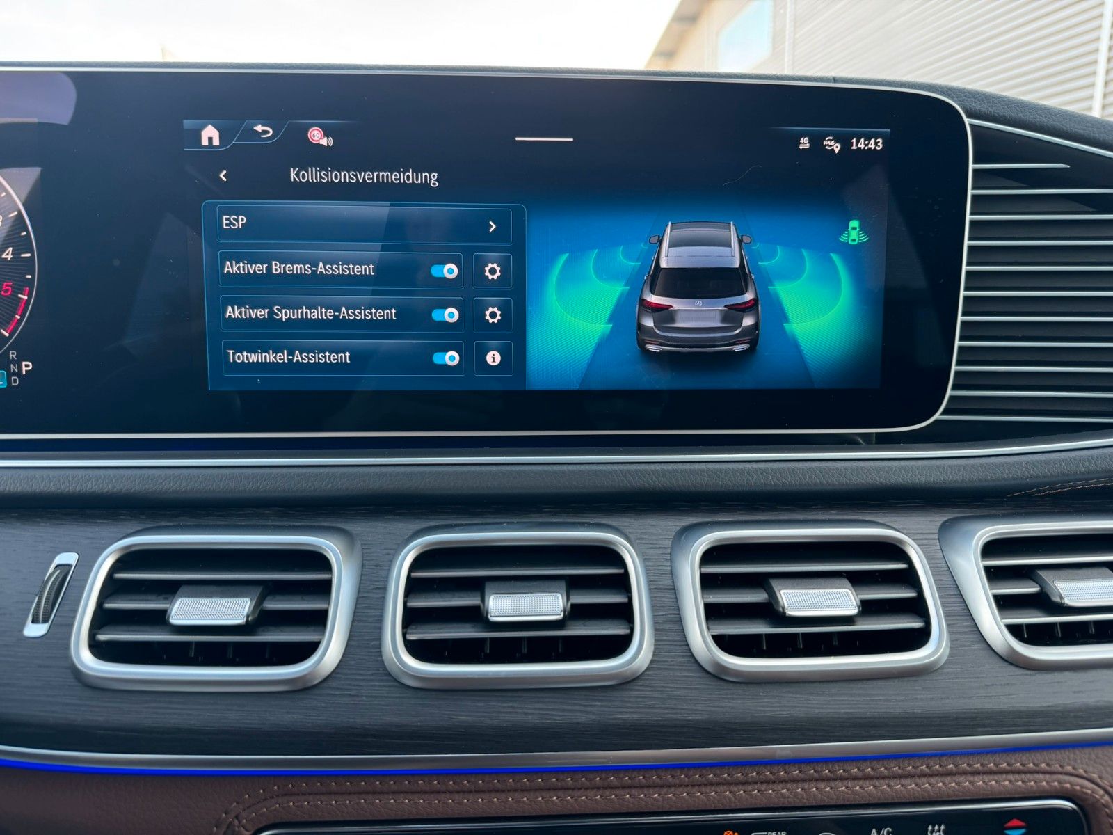 Fahrzeugabbildung Mercedes-Benz GLE 350 de 4M Night+Burm+MBeam+Memory+DISTR+360°