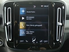 Fahrzeugabbildung Volvo XC40 B4 Benzin Autom. R-Design*H/K*Qi*NAVI*ACC