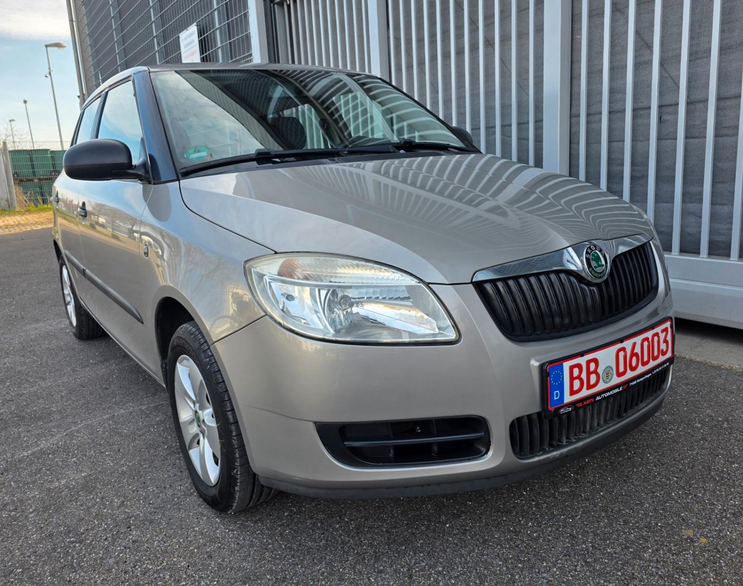 Skoda Fabia/GARANTIE/TÜV NEU/KLIMA/8X REIFEN