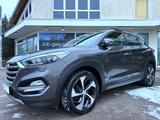 Hyundai Tucson 1,6 Ltr. 4WD Aut. Navi Xenon Leder Panora - Hyundai TUCSON: Leder, Allradantrieb
