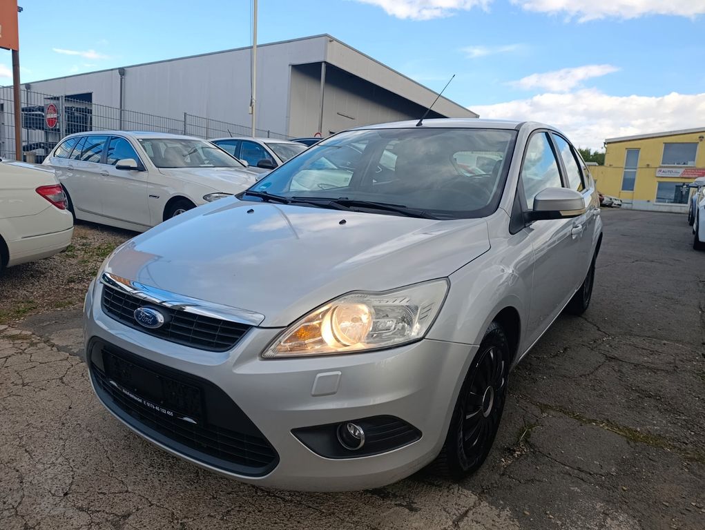 Ford Focus Lim. Style*SITZ-H*TEMPOMAT*KLIMA-A*TÜV NEU