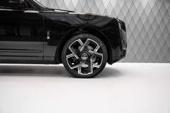 Cullinan BLACKBADGE 2025 BLACK/ORANGE 4SEAT