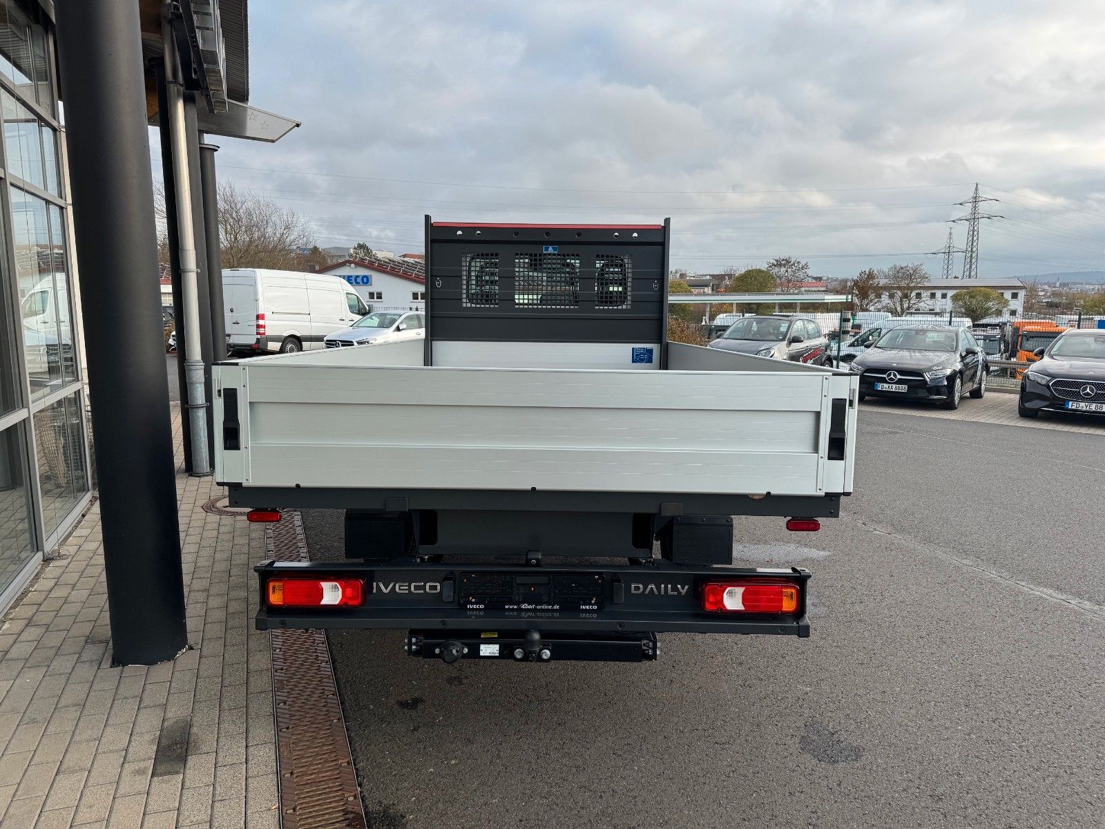 Fahrzeugabbildung Iveco Daily 35S16 *R.3750mm*Automatik*AHK*Kamera*