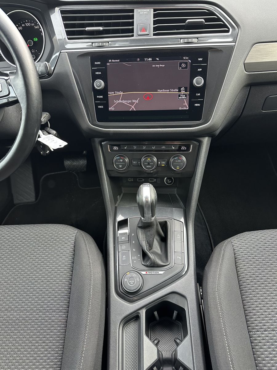 Fahrzeugabbildung Volkswagen Tiguan Allspace 2.0 TDI 4M CL DSG NAV+SHZ+AHK+AC