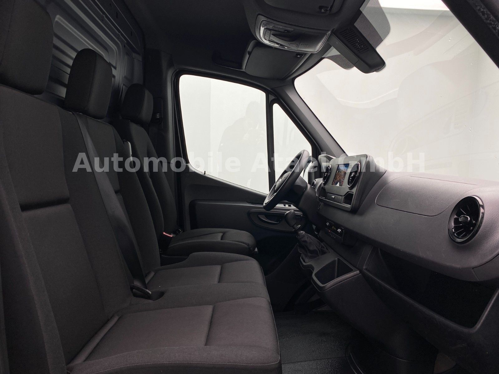 Fahrzeugabbildung Mercedes-Benz Sprinter 317 NAVI+ 360° KAMERA+ SITZHEIZ. (0069)