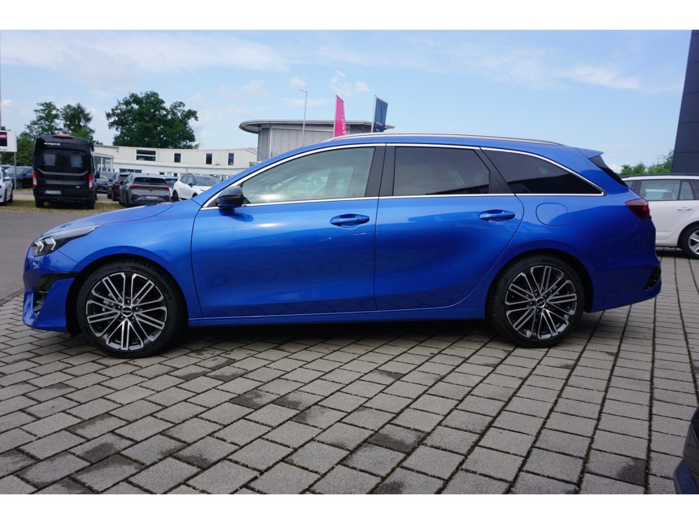 Kia Ceed_sw 1.5T 140 GT Line DCT7 AHK Navi Techn. AC