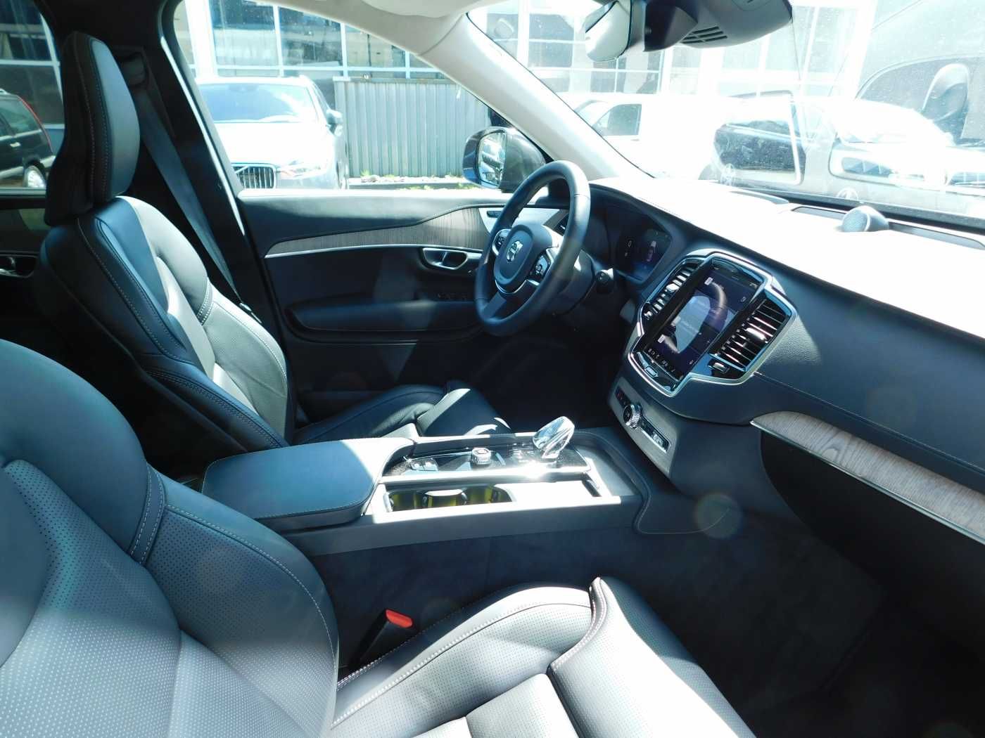 Fahrzeugabbildung Volvo XC90 Diesel B5 D AWD Ultimate Bright