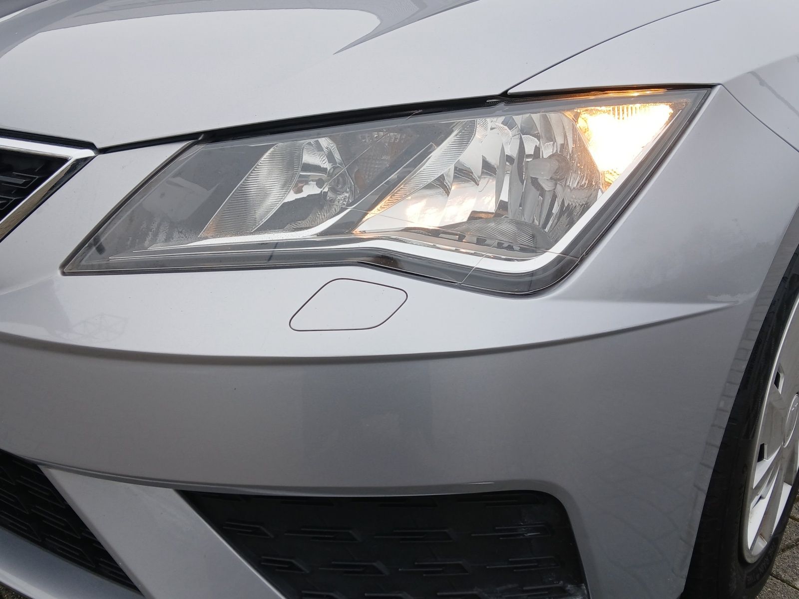 Fahrzeugabbildung SEAT Leon ST TSI Reference Navi Climatronic GRA PDC S