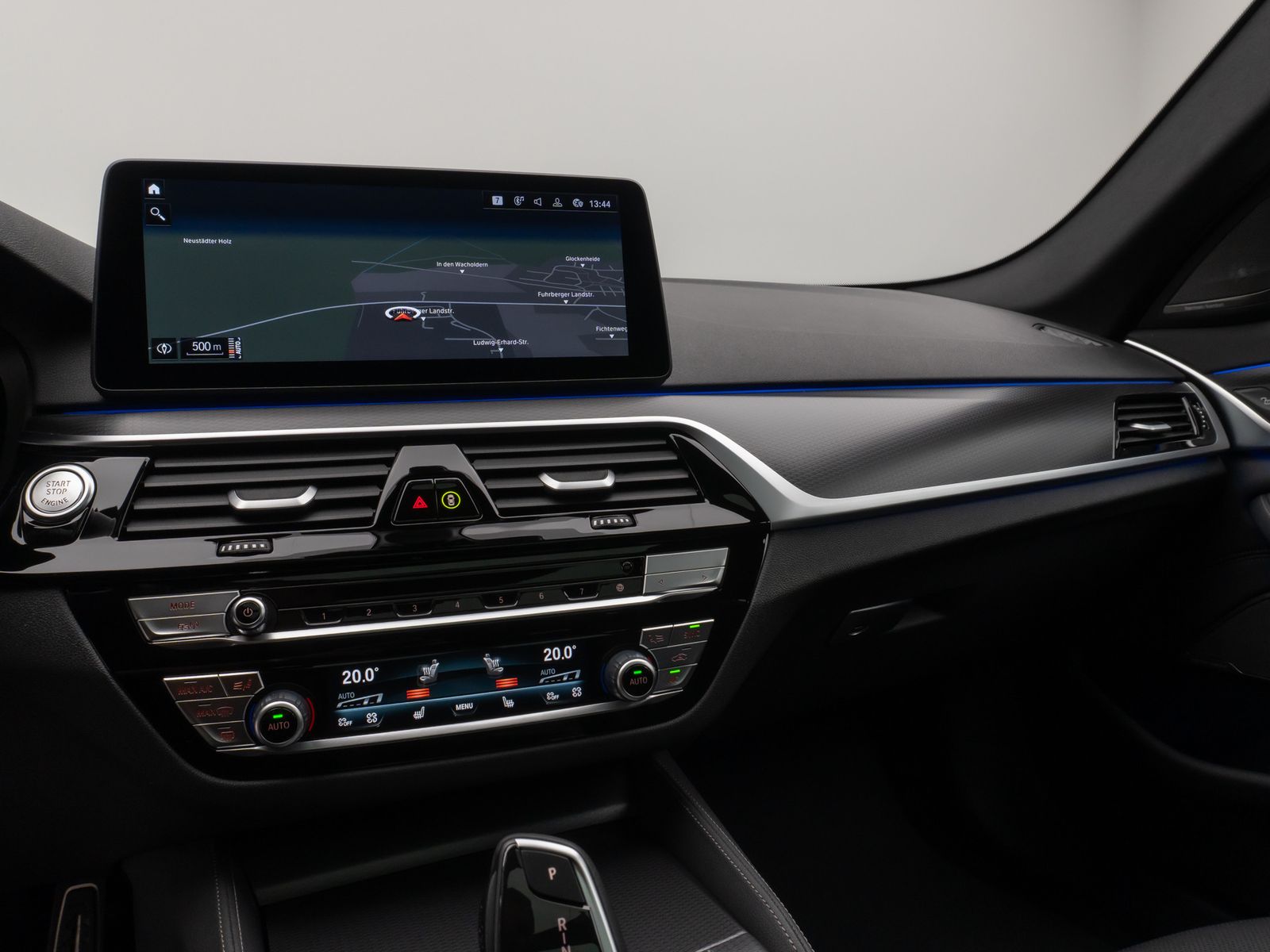 Fahrzeugabbildung BMW 530i M Sport Panorama 360°Laser HUD DAB H/K 19"