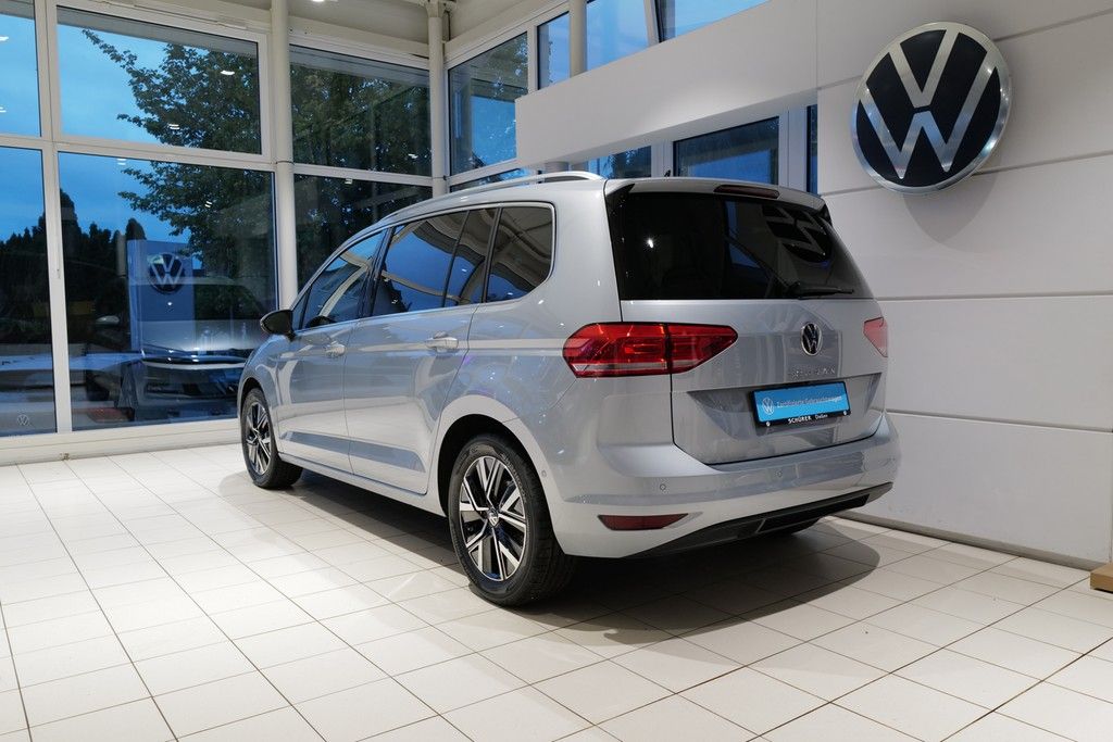 Volkswagen Touran 1.5TSI DSG Highline StdHz AHK Navi Rkam D foto 4