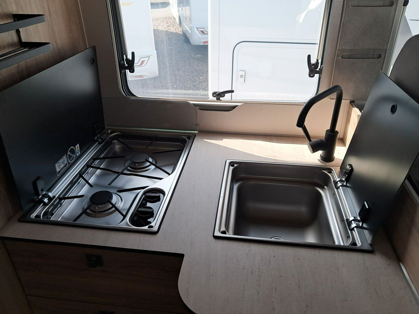 Fahrzeugabbildung Eura Mobil Profila RS PRS 720 EB 180PS Autom. MondialPlus