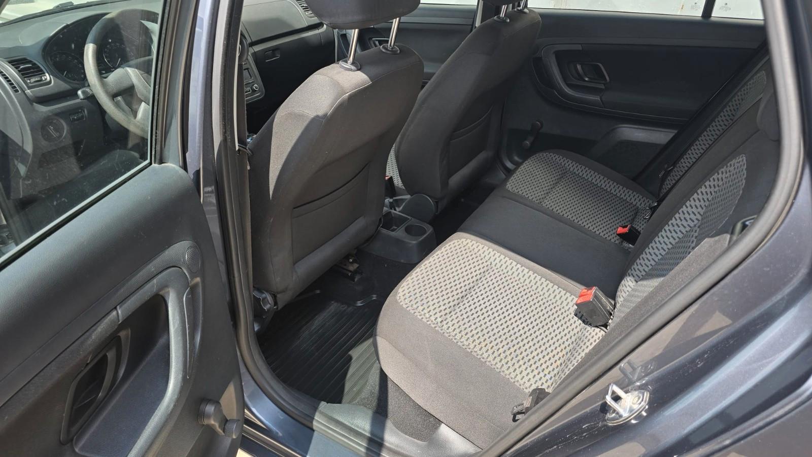 Skoda Fabia 2011 — photo 16