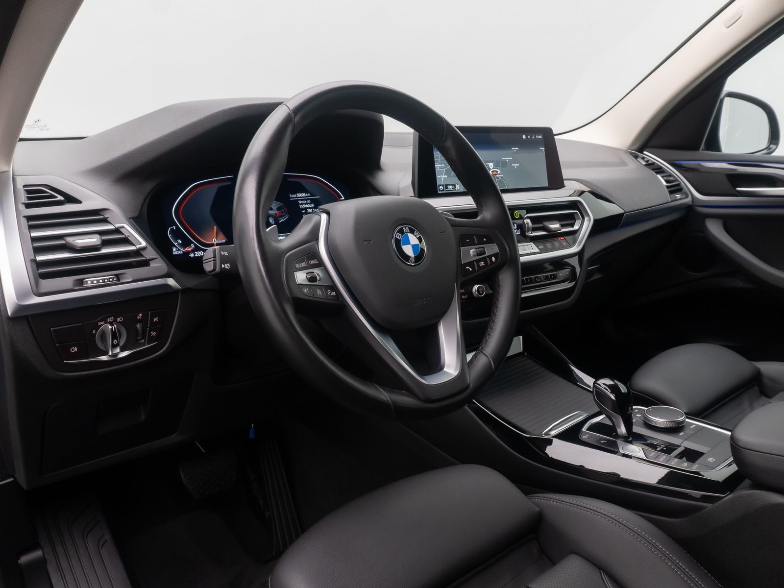 Fahrzeugabbildung BMW X3 xD20d Leder AHK Kamera DAB Sportsitz 18Zoll