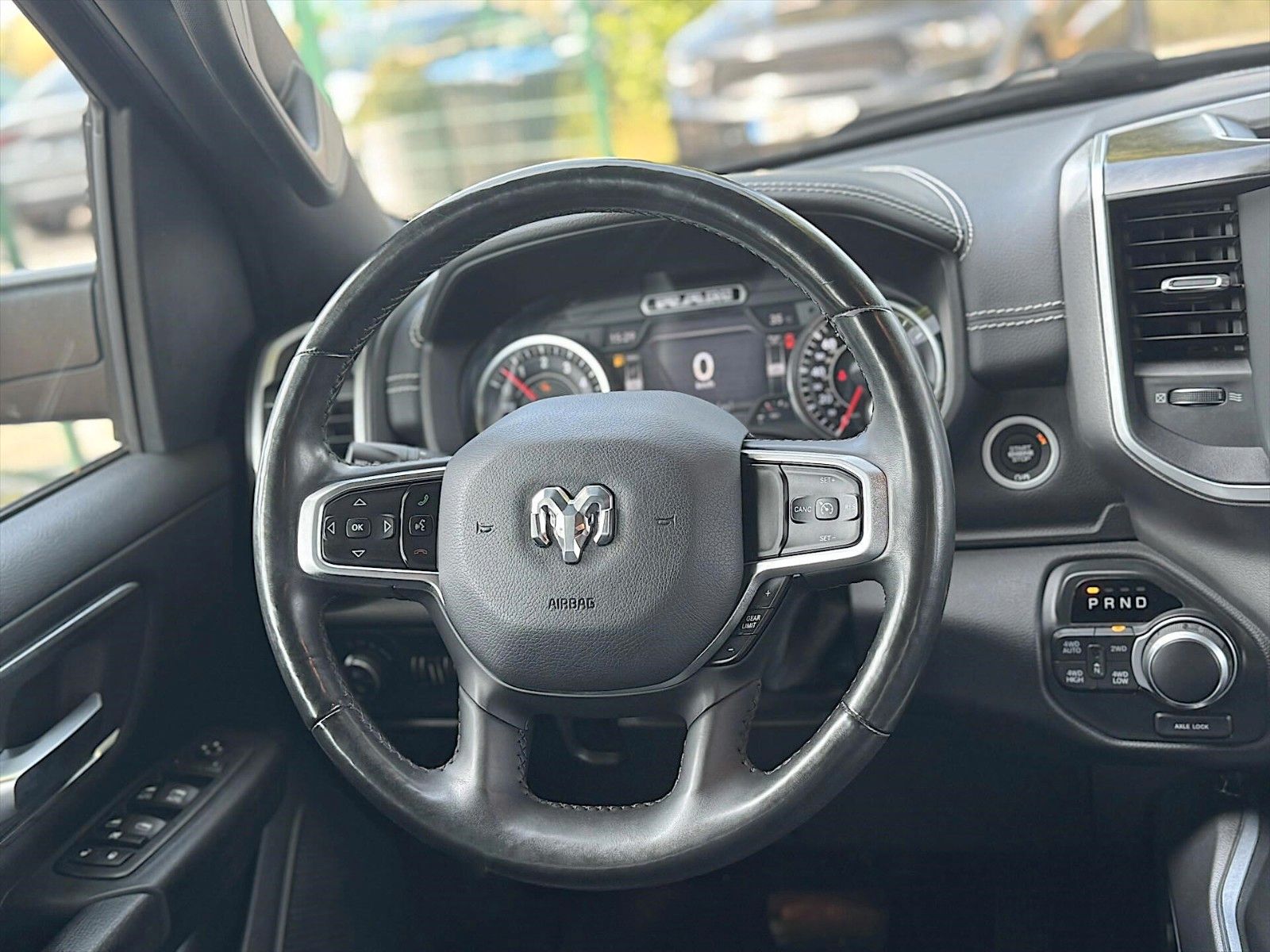 Fahrzeugabbildung Dodge RAM 5.7 V8 HEMI Night Edition 4x4 LPG AXLE LOCK