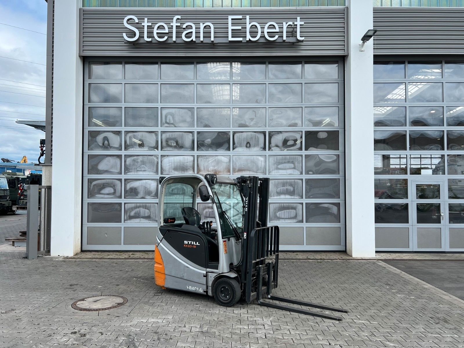 Fahrzeugabbildung Still RX 20-14 / Triplex: 4,3m / 1.447h / SS / 03.2020