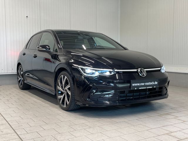 Golf VIII R-Line 1.5 eTSI DSG LED HARMAN-KARDON