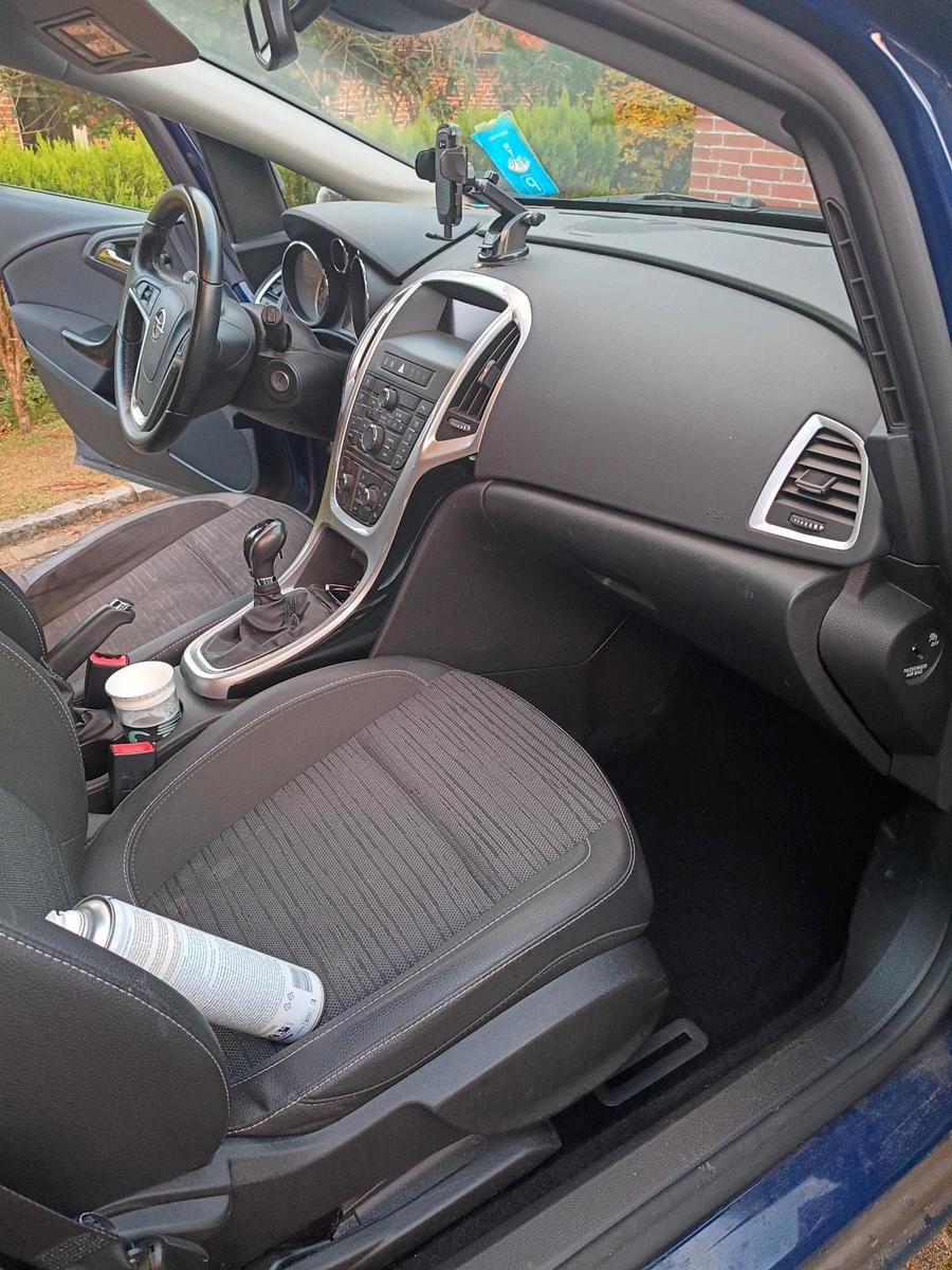 Opel Astra 2015 — photo 5