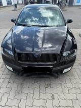 Skoda Octavia 1.9 TDI PD Elegance Elegance - Skoda Octavia mit Diesel-Antrieb: Limousine, 1.9