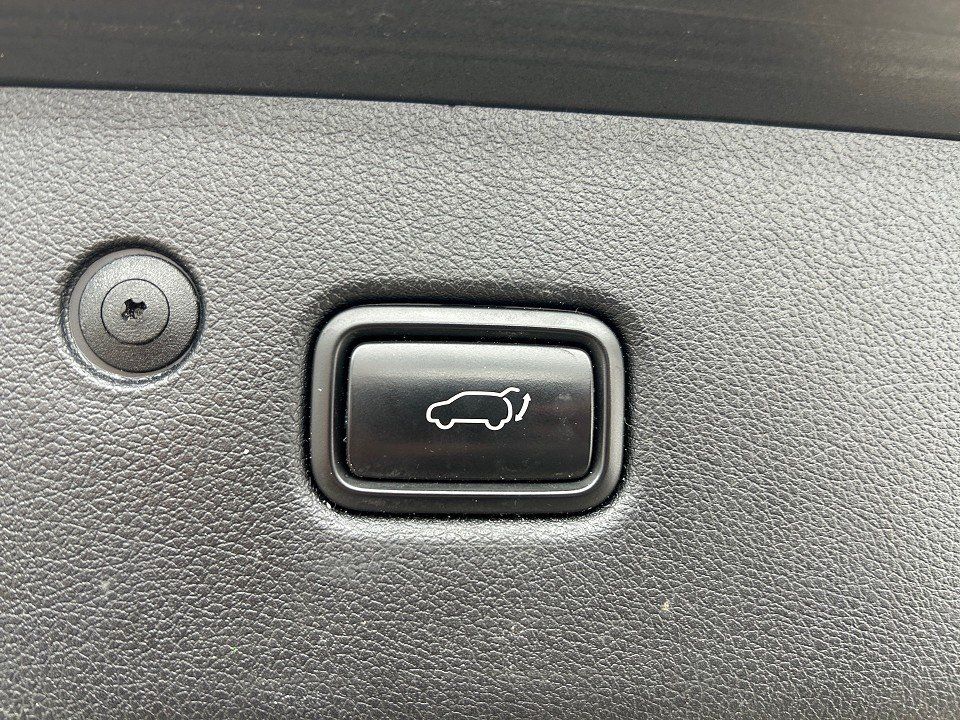 Fahrzeugabbildung Kia SPORTAGE 2.0 CRDi AUT 4WD PLATINUM AHK 1.HD PANO