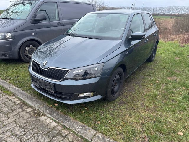 Skoda Fabia 1.0 TSI DSG Ambition