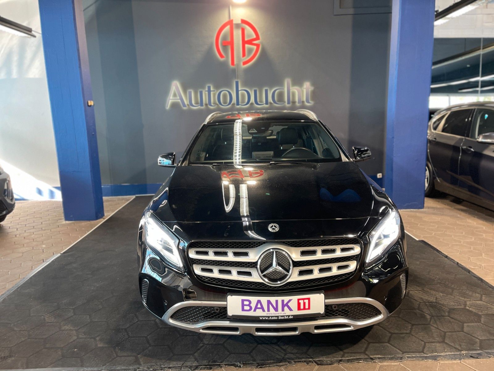 Mercedes-Benz GLA 180 /R-KAM/ACC/LED/TOTWINKEL/Wenig Kilometer imagem 3