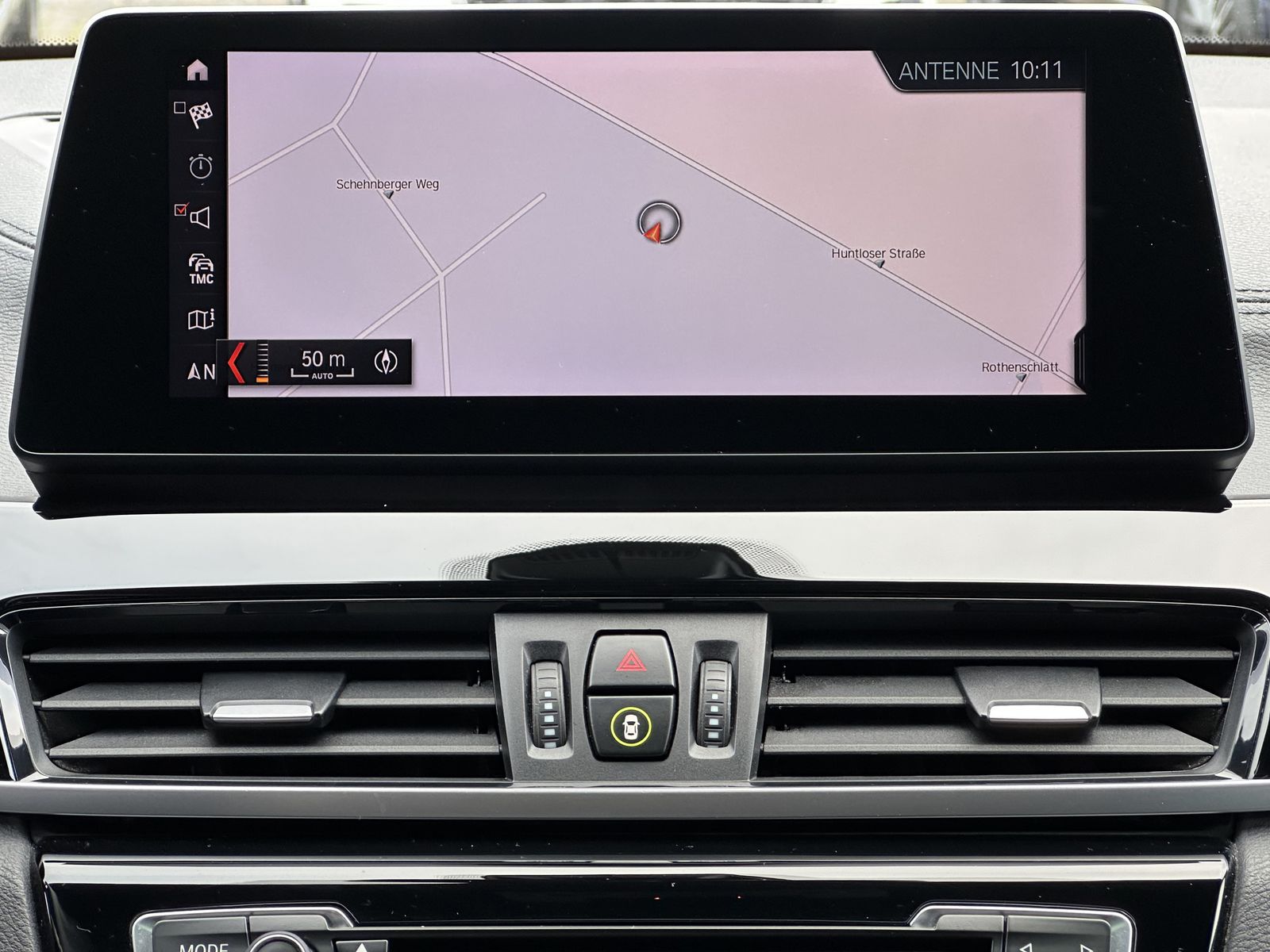 Fahrzeugabbildung BMW X2 xDrive25d M-Sport NAV+LED+PANO+AHK+KAM+20ZOLL