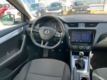 Skoda Octavia - 10