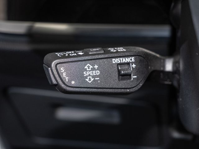 Q3 Sportback 35 TFSI S line PDC SHZ AHK ACC LED
